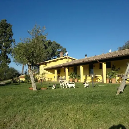 Lo Scalandrino Aparthotel